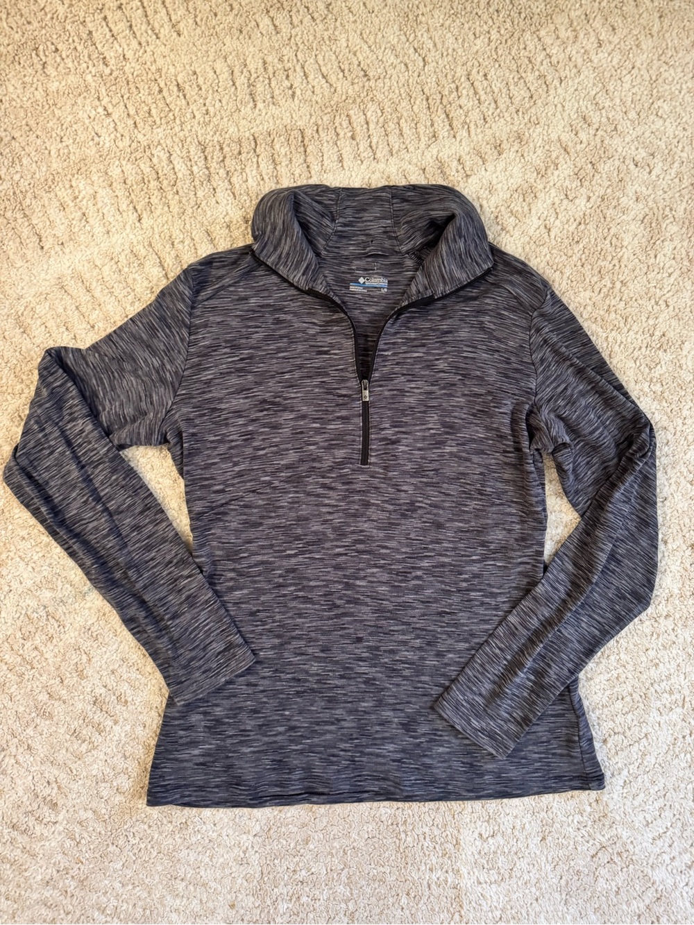 Columbia women's 1/4 zip long sleeve pullover size L in EUC